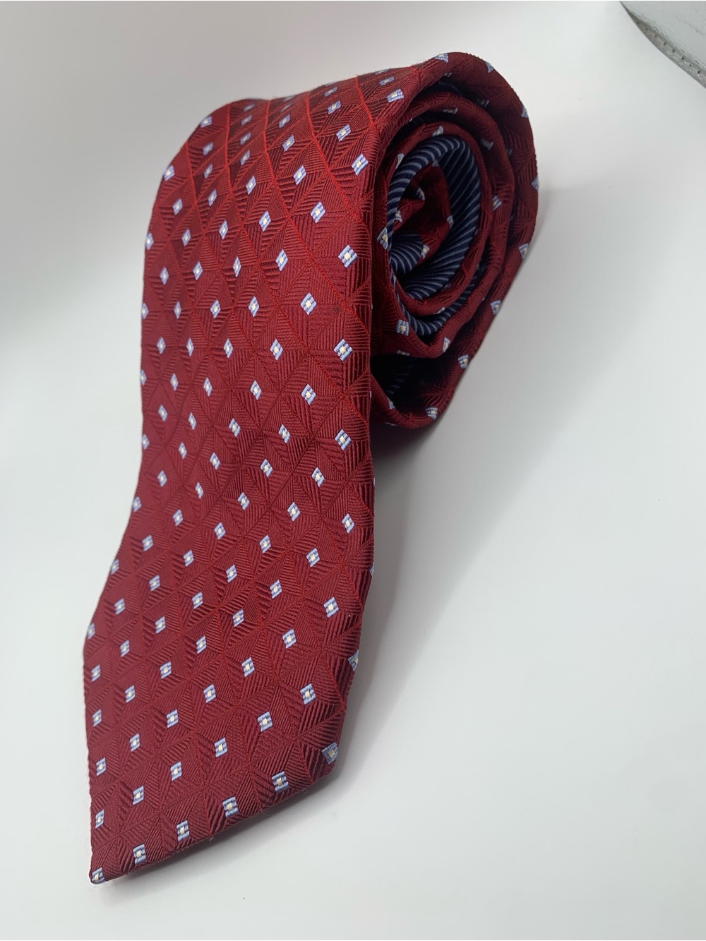 Tommy Hilfiger Men's Burgundy Geometric Silk Tie